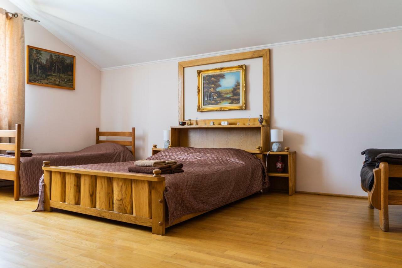 Hostel Villa Roma Lviv Eksteriør bilde