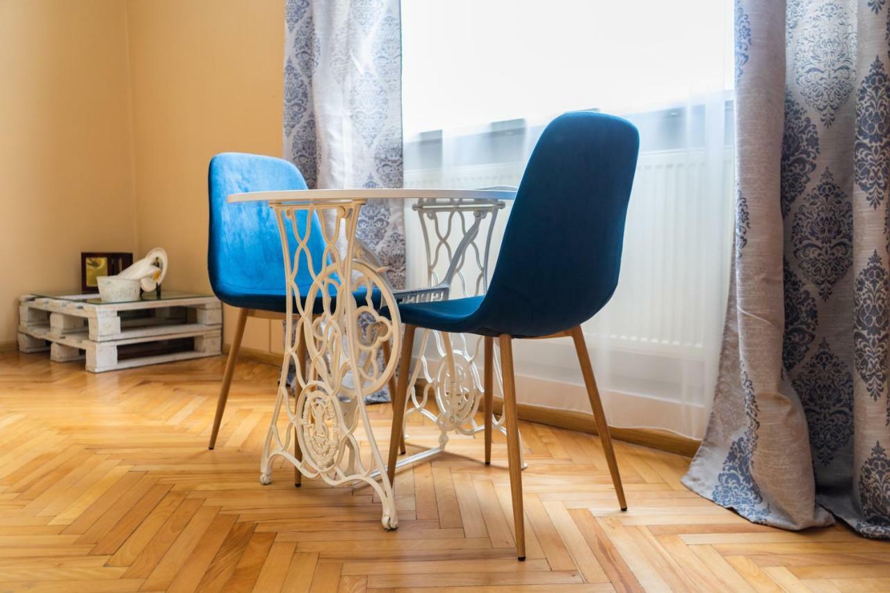 Hostel Villa Roma Lviv Eksteriør bilde