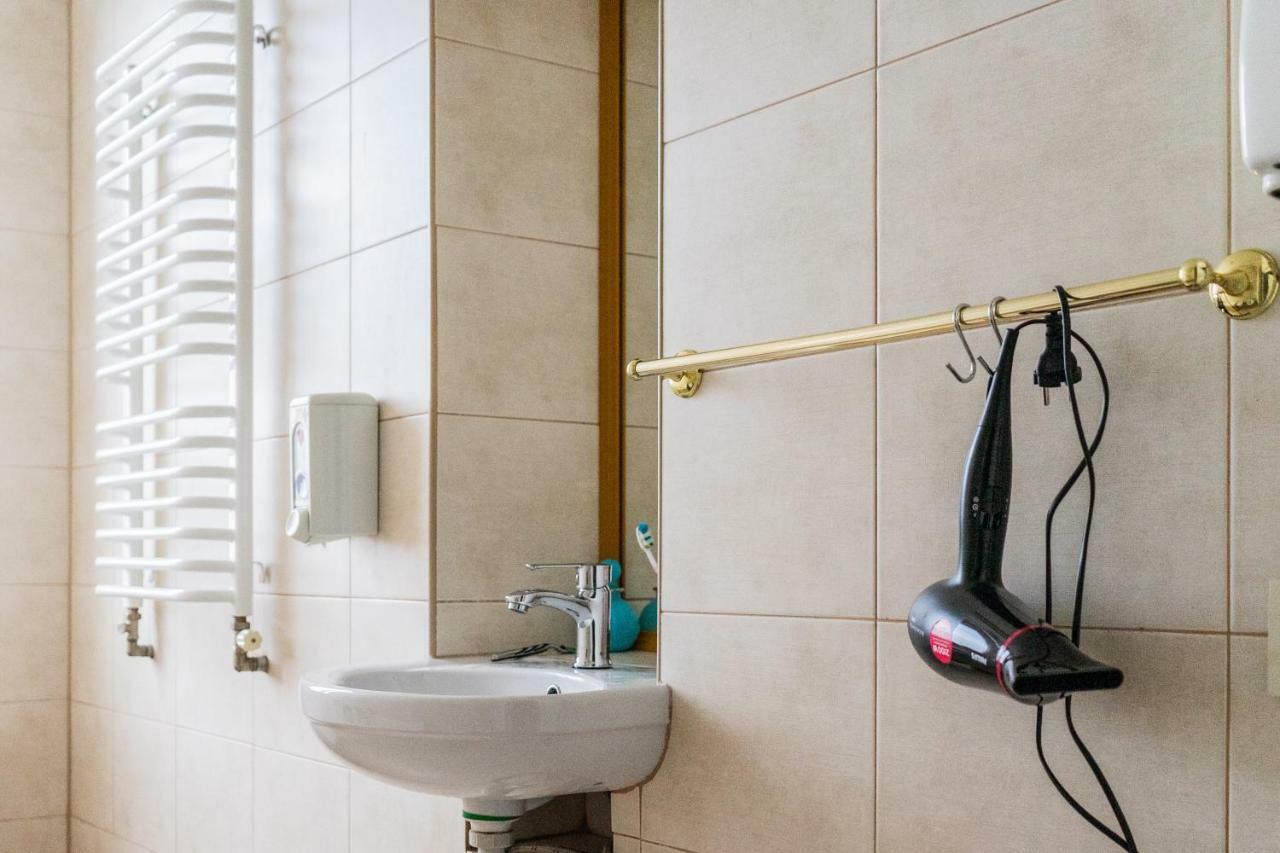 Hostel Villa Roma Lviv Eksteriør bilde