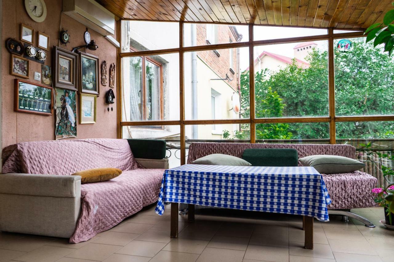 Hostel Villa Roma Lviv Eksteriør bilde